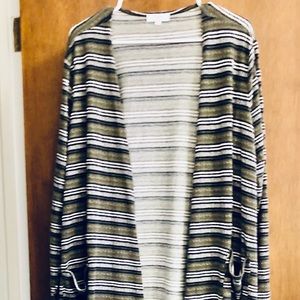 EUC LuLaRoe sz XL Sarah duster with pockets